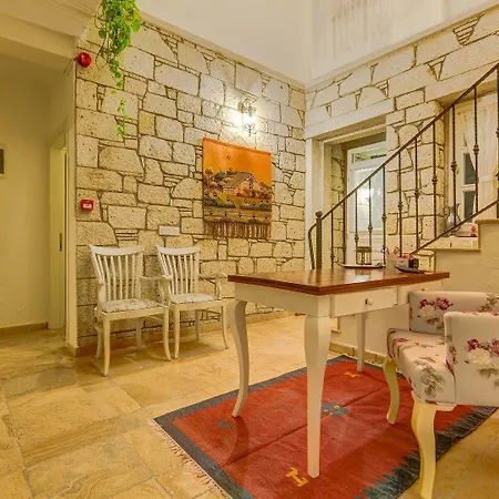 Alanarin Hotel 3*